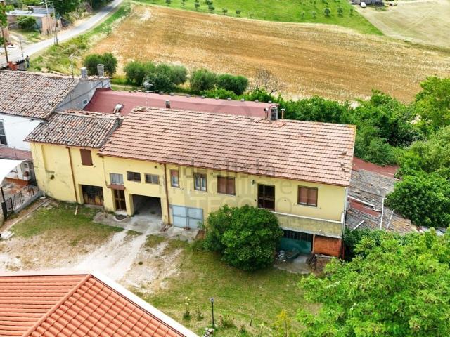 Casa in vendita a Rimini, Reggio Emilia