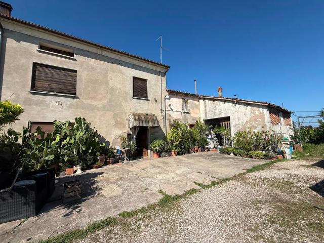 Casa in vendita a Minerbe, Verona
