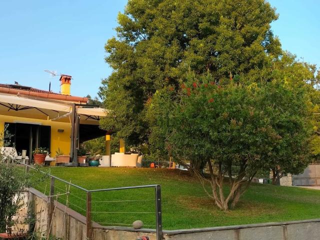 Casa in vendita a Castelnuovo Magra, Liguria
