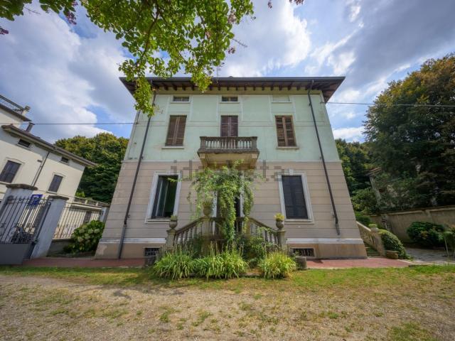 Casa in vendita a Santa Rita, Novara
