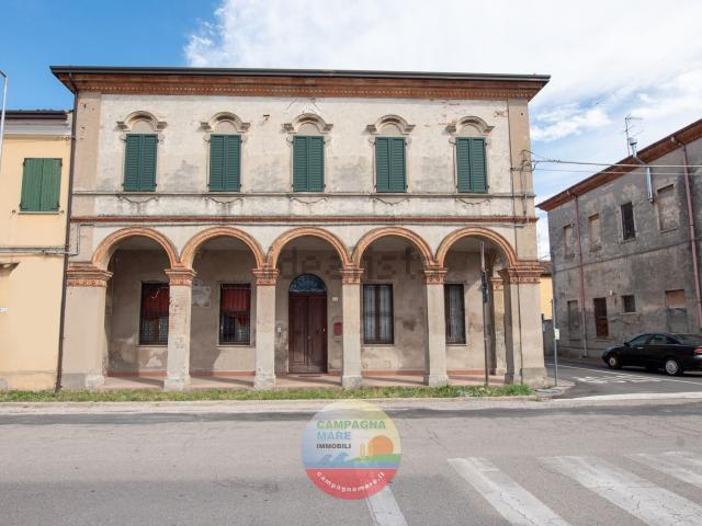 Casa in vendita a Unione Delta del Po, Codigoro