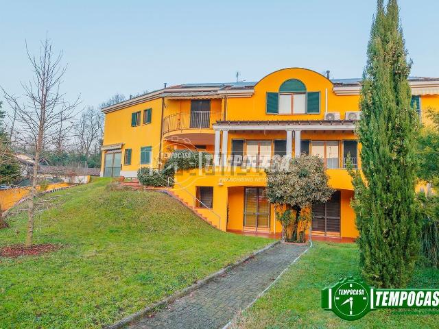 Casa in vendita a Torre D'isola, Lombardia