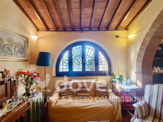 Casa in vendita a Chiusi Città, Toscana