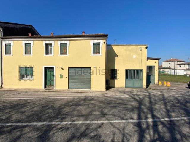Casa in vendita a Legnago, Veneto