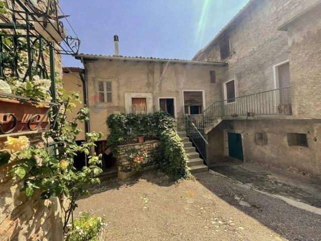 Casa in vendita a Comunità Montana Parco Alto Garda bresciano, Tignale