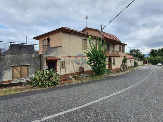 Casa in vendita a Calabria, Catanzaro