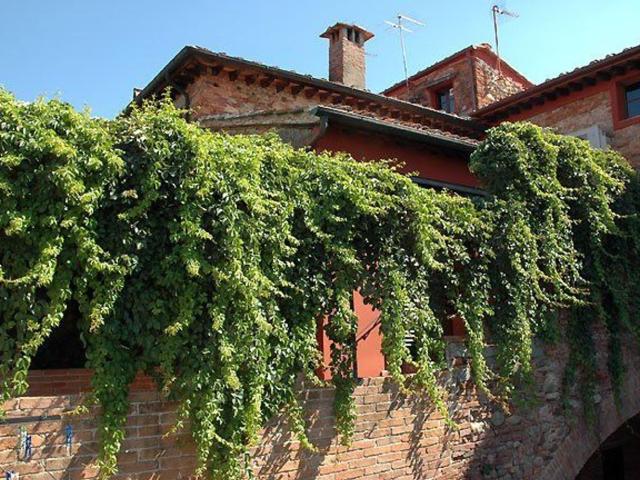 Casa in vendita a San Salvatore, Montecarlo