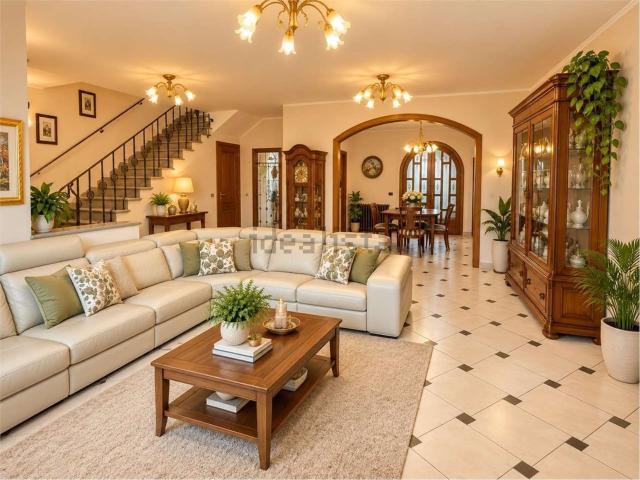 Casa in vendita a Poggio A Caiano, Toscana