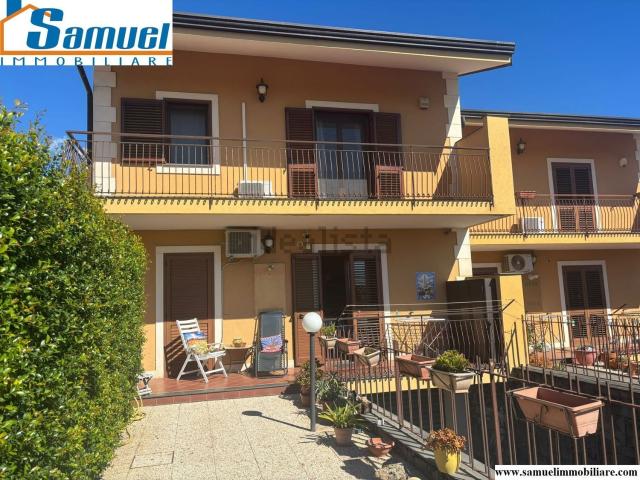 Casa in vendita a Giarre, Sicilia