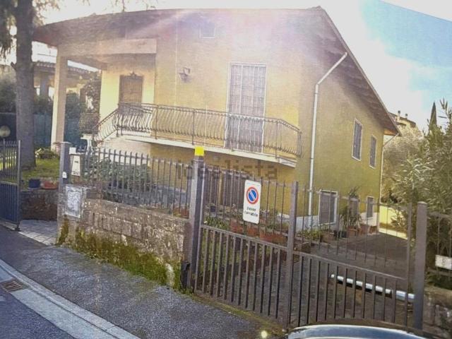 Casa in vendita a Poggetto, Poggio A Caiano