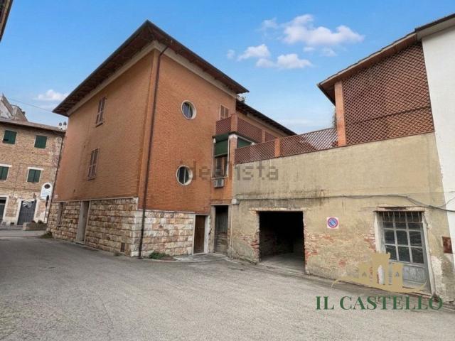 Casa in vendita a Pozzuolo, Castiglione del Lago