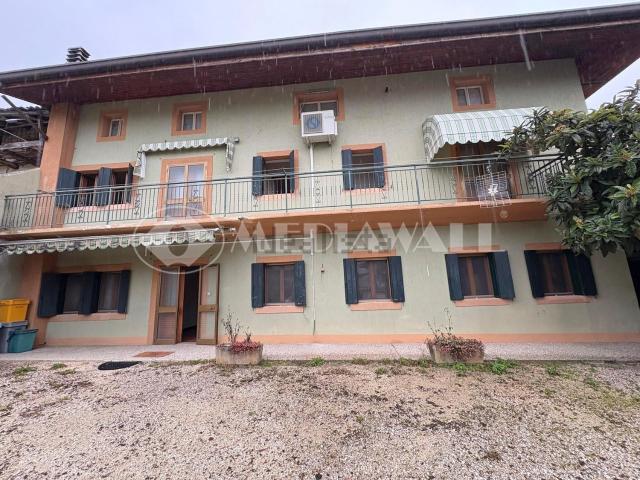 Casa in vendita a Aviano, Friuli-Venezia Giulia