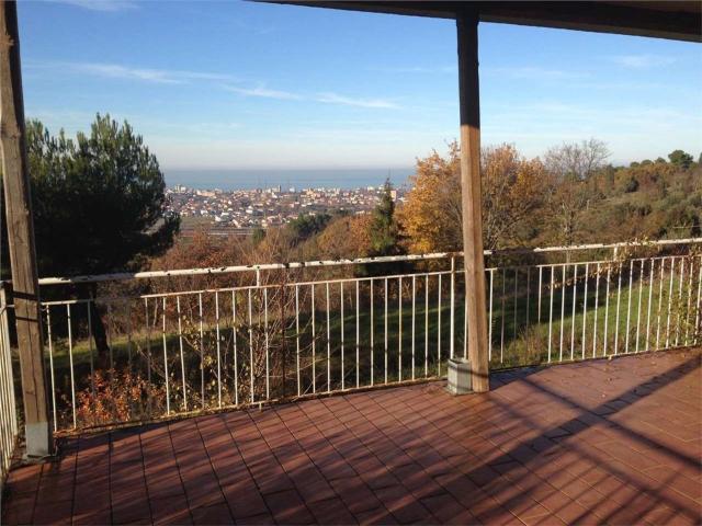 Casa in vendita a Fanano, Marche