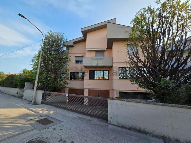 Casa in vendita a Quartiere Primavera, Torri Di Quartesolo