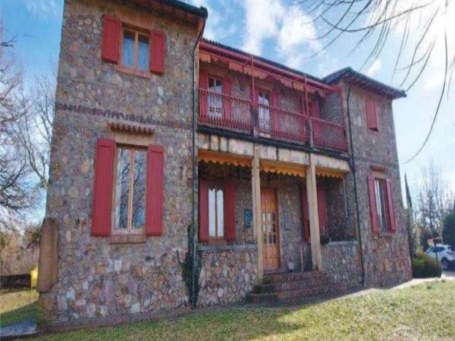 Casa in vendita a Monticiano, Toscana