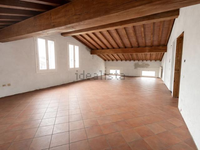 Casa in vendita a Crocetta-San Lazzaro-Modena Est, Modena
