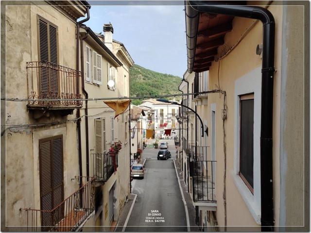 Casa in vendita a Castelvecchio Subequo, Abruzzo