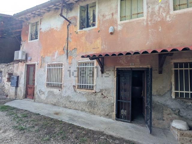 Casa in vendita a Montorso Vicentino, Veneto