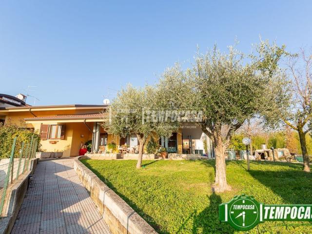 Casa in vendita a Balconi, Pescantina