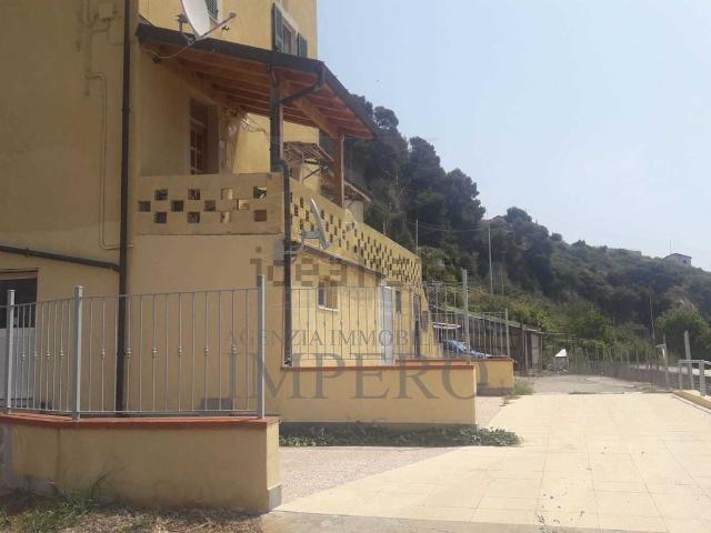 Casa in vendita a Ventimiglia, Liguria