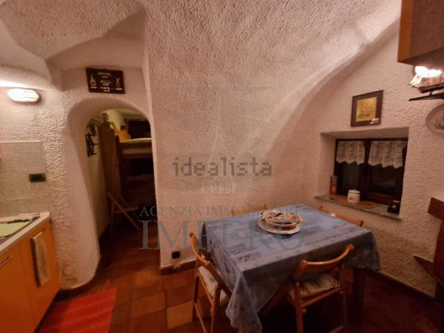 Casa in vendita a Ventimiglia, Liguria