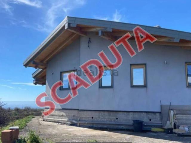 Casa in vendita a Belpasso, Sicilia