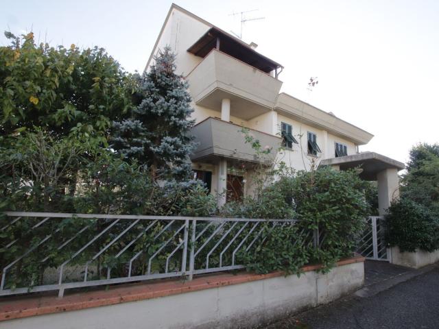 Casa in vendita a Badia a Cerreto, Gambassi Terme