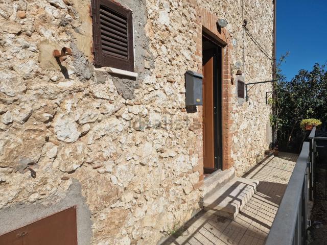 Casa in vendita a Collesecco, Lugnano In Teverina