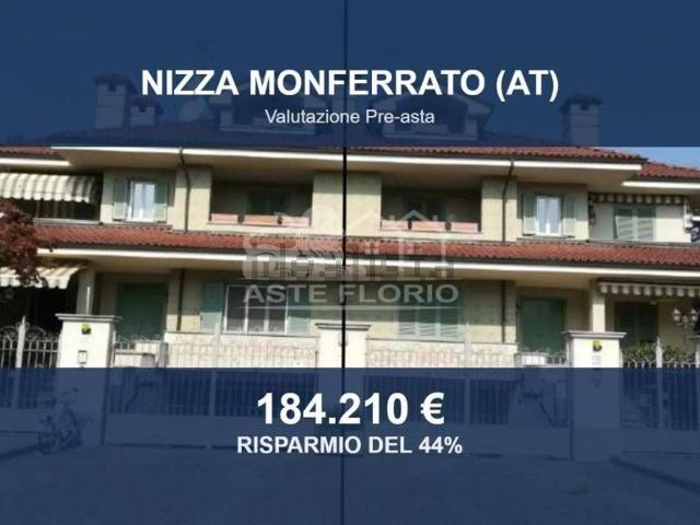 Casa in vendita a Nizza Monferrato, Asti