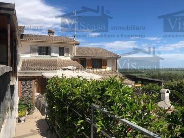 Casa in vendita a Puglia, Bari