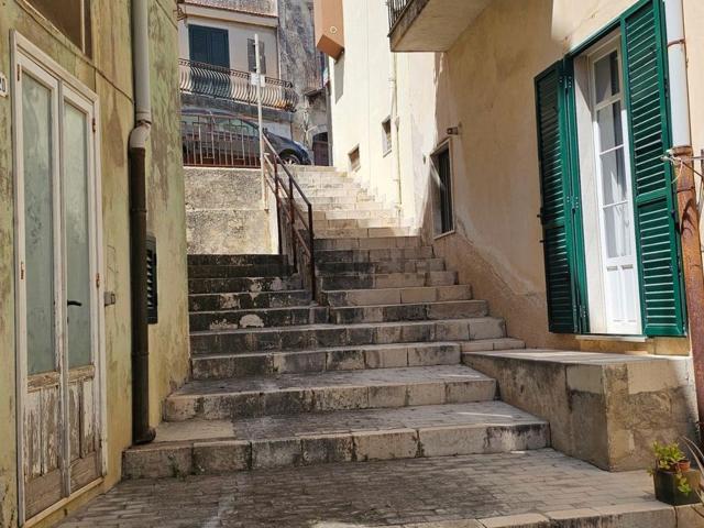 Casa in vendita a Modica Alta, Marina Di Modica