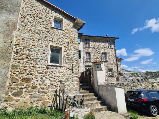 Casa in vendita a Riccò Del Golfo, Liguria
