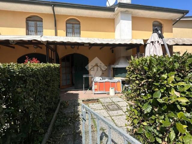 Casa in vendita a Punta Marina Terme, Ravenna