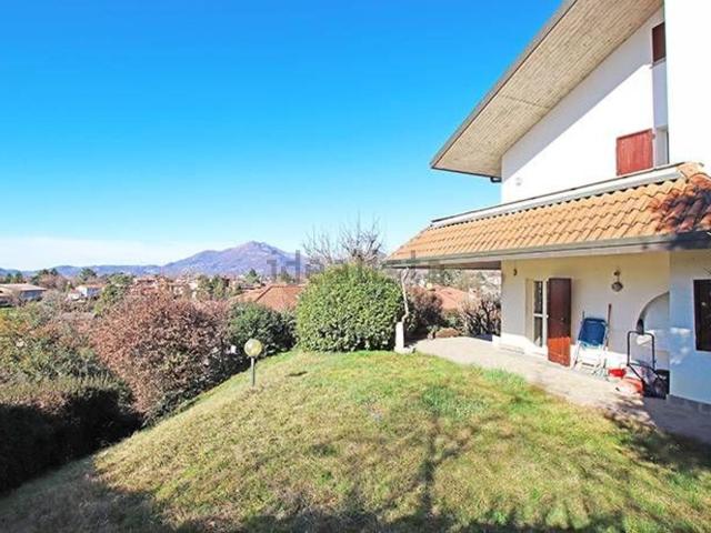 Casa in vendita a Ponteranica, Lombardia