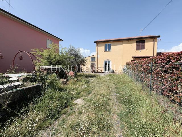 Casa in vendita a Santa Caterina, Sarzana