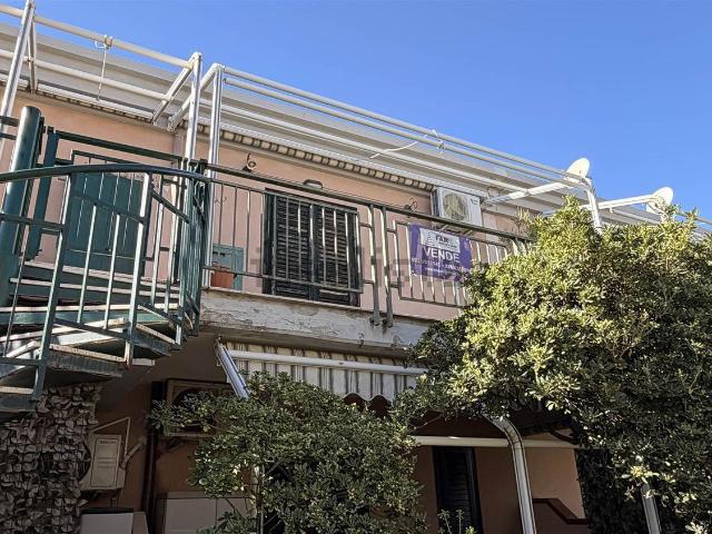 Casa in vendita a Campofelice Di Roccella, Sicilia