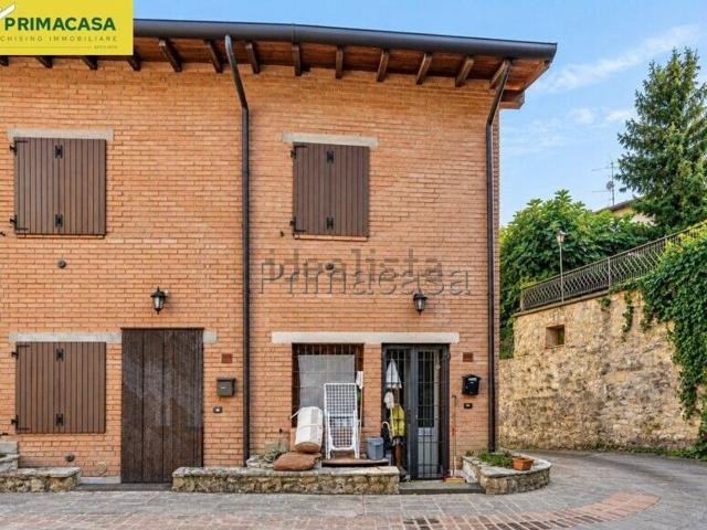 Casa in vendita a Ca' de Pazzi, Viano