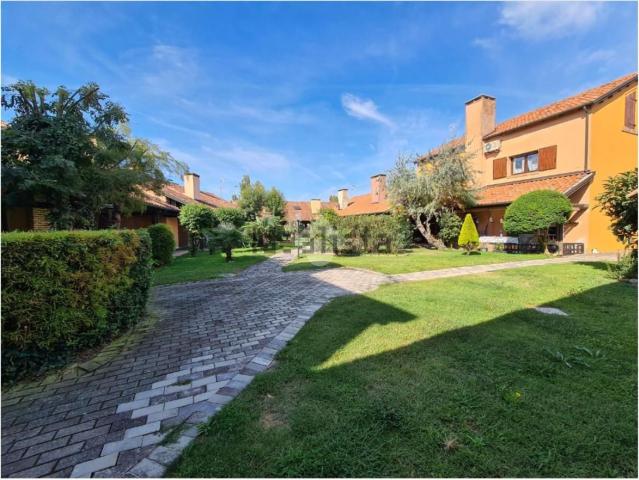 Casa in vendita a Porto Viro, Veneto