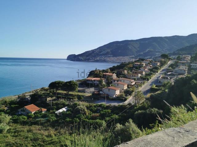 Casa in vendita a Piraino, Sicilia
