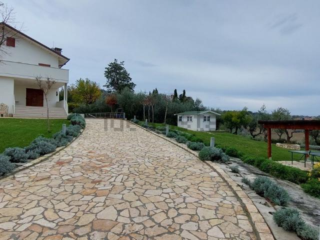 Casa in vendita a Marche, Pesaro E Urbino