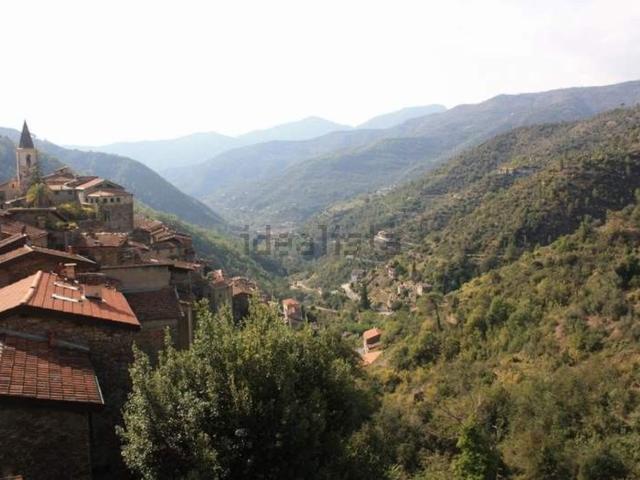 Casa in vendita a Apricale, Liguria