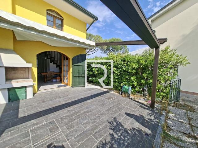 Casa in vendita a Punta Marina Terme, Ravenna