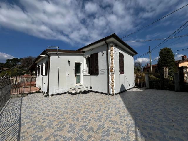 Casa in vendita a Baccano, Arcola