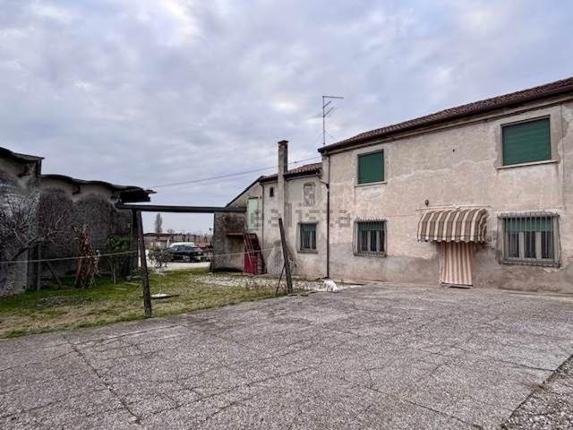 Casa in vendita a Bovolone, Veneto