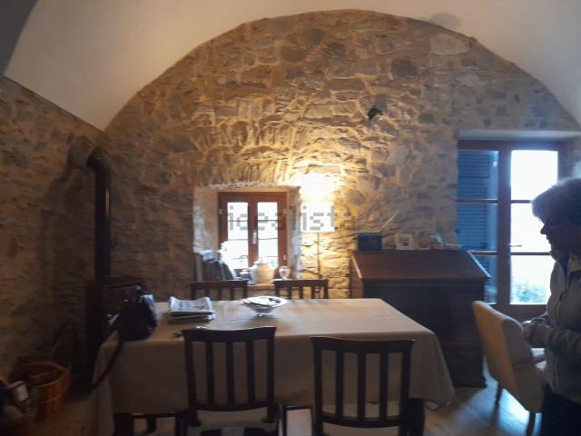 Casa in vendita a Leugio, Bagnone