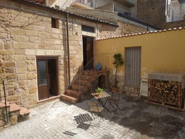Casa in vendita a Cianciana, Agrigento