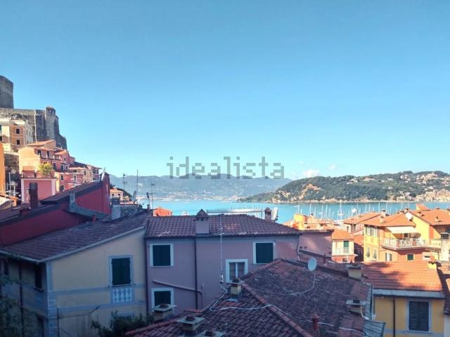 Casa in vendita a Carbognano, Lerici