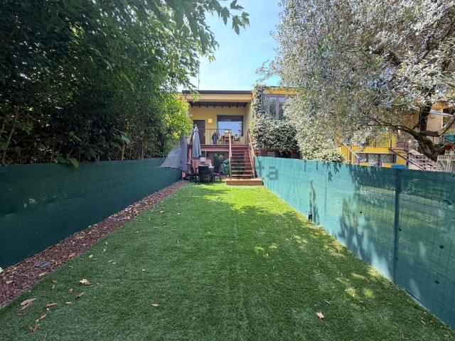 Casa in vendita a Desenzano Del Garda, Lombardia