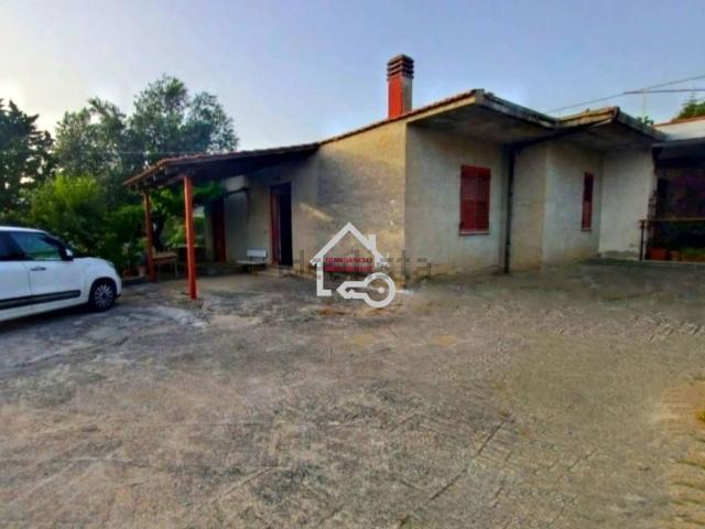 Casa in vendita a Montecorice, Campania
