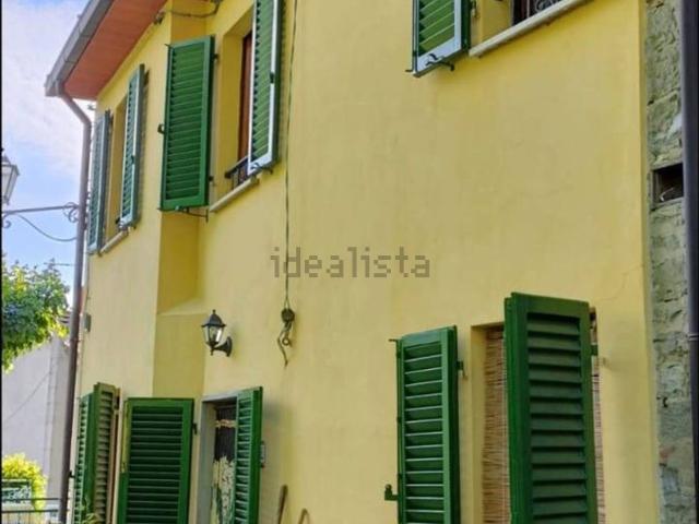 Casa in vendita a Poppi, Toscana